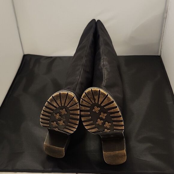 SO BY KOHL'S EXTRA WIDE CALF STACKED HEEL OVER THE KNEE BOOTS - Picture 9 of 14